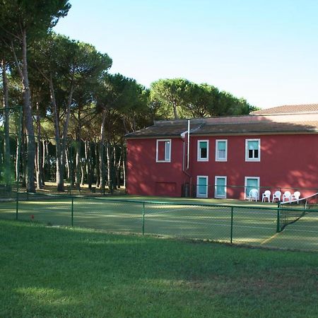 Hotel Villa dei Pini San Terenziano Esterno foto