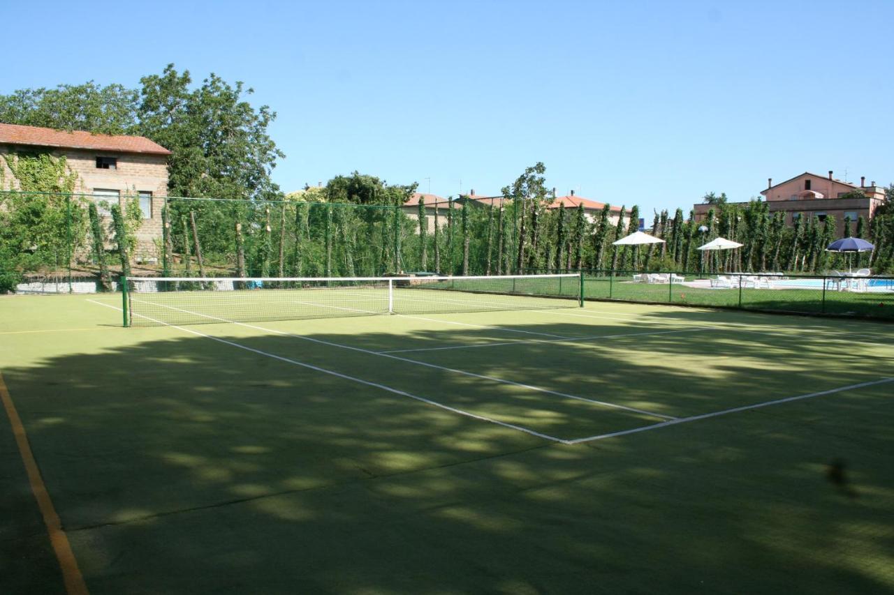 Hotel Villa dei Pini San Terenziano Esterno foto