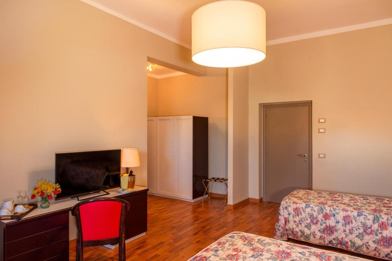 Hotel Villa dei Pini San Terenziano Esterno foto