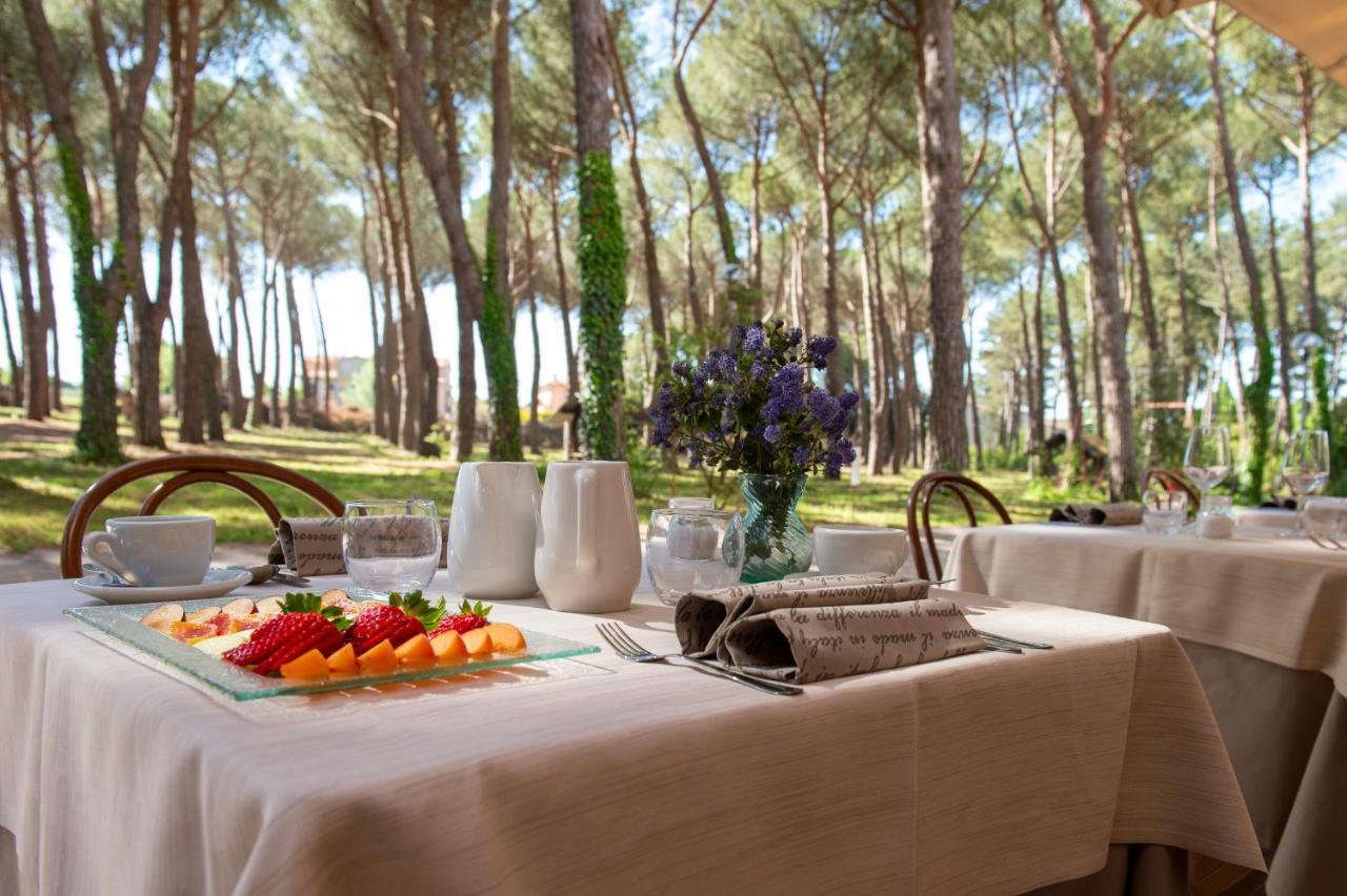 Hotel Villa dei Pini San Terenziano Esterno foto