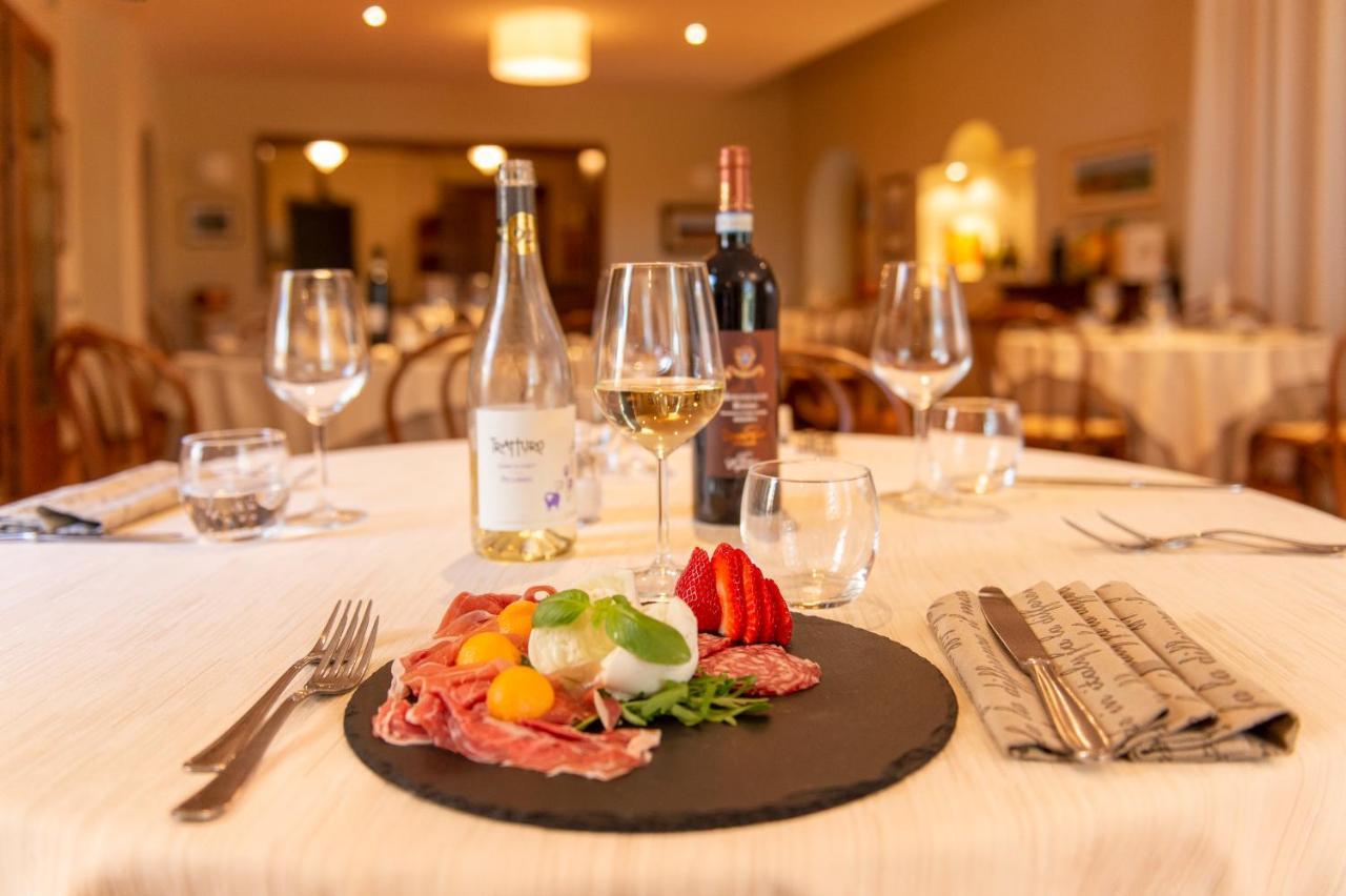 Hotel Villa dei Pini San Terenziano Esterno foto