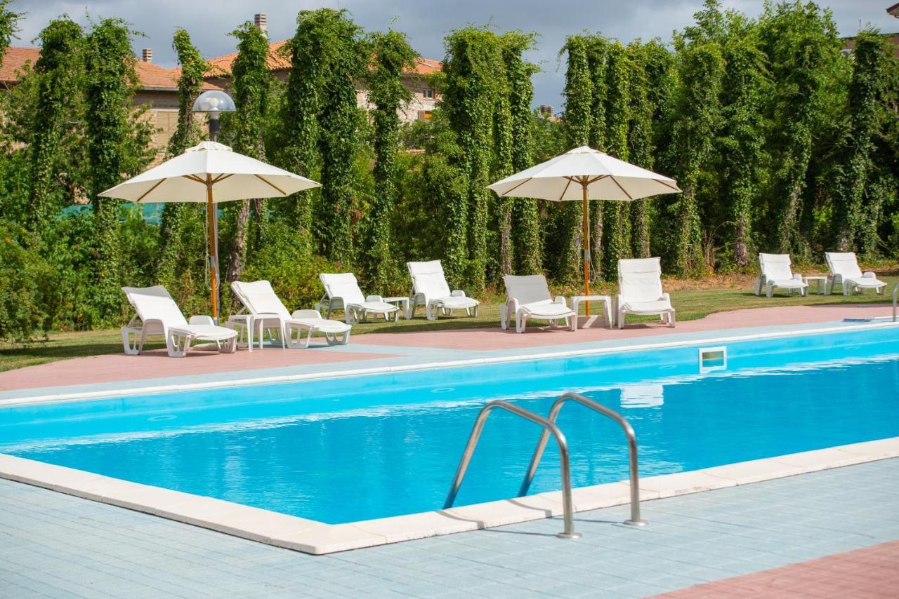 Hotel Villa dei Pini San Terenziano Esterno foto