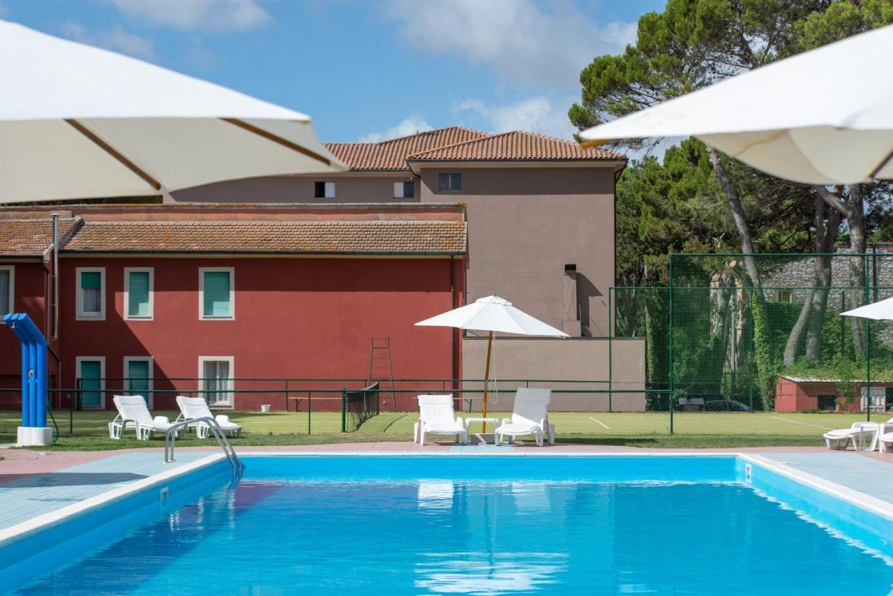 Hotel Villa dei Pini San Terenziano Esterno foto